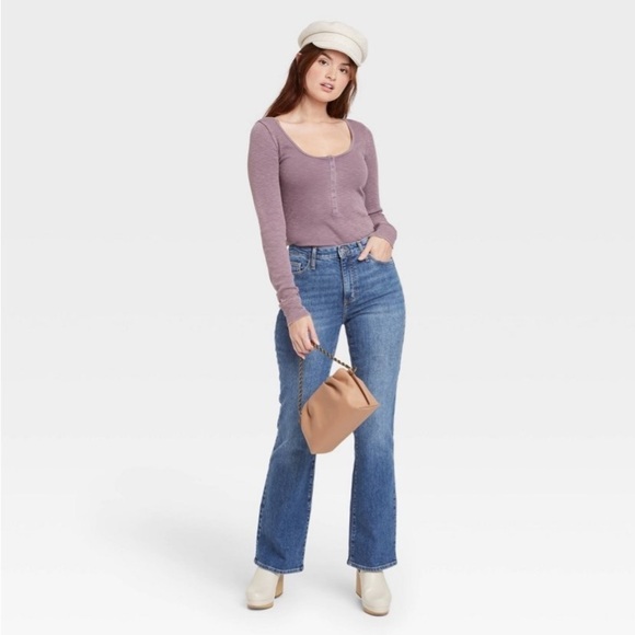 Women's High-Rise Bootcut Jeans - Universal Thread - Picture 3 of 9